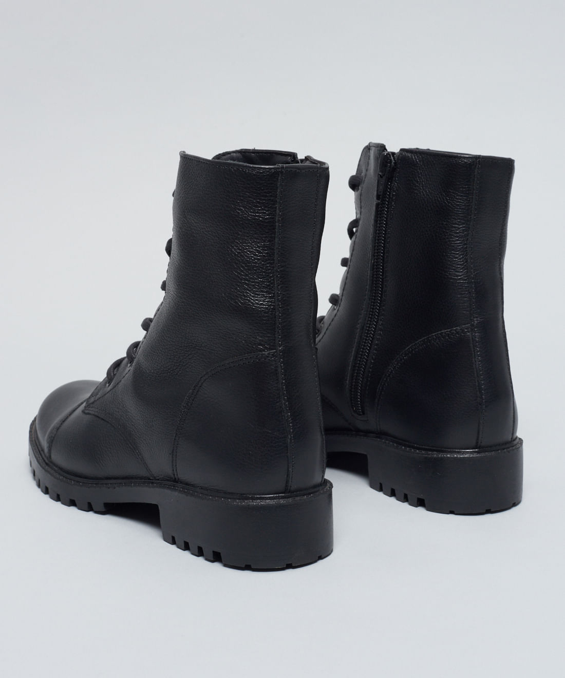 Coturno Cano Medio Tratorado - Preto - Imagem 3