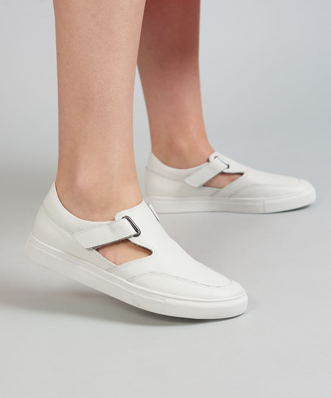Tenis Couro Velcro Ilhoses - Branco - Imagem 15