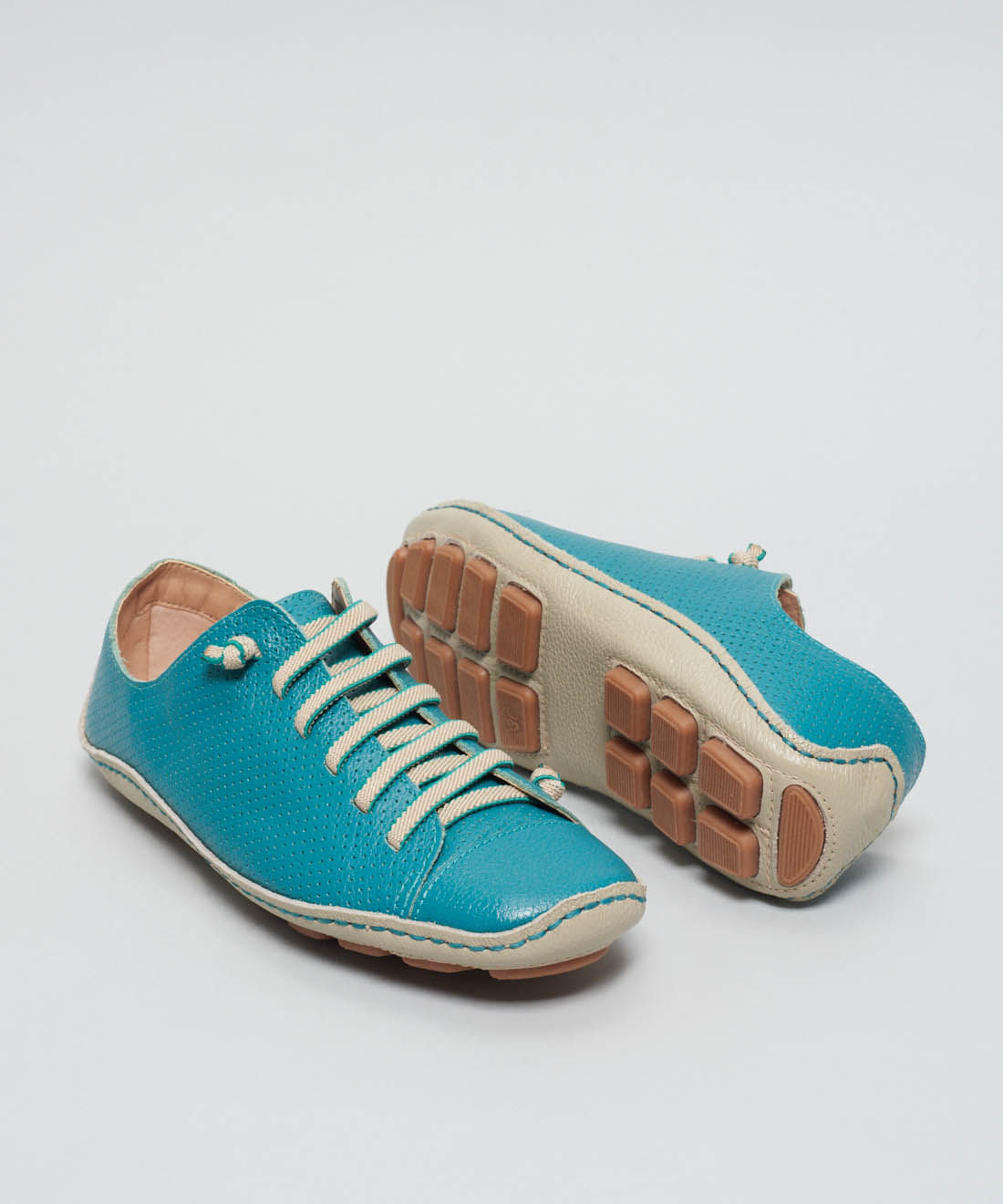 Tenis Perfuros Bicolor - Esmeralda - Imagem 7