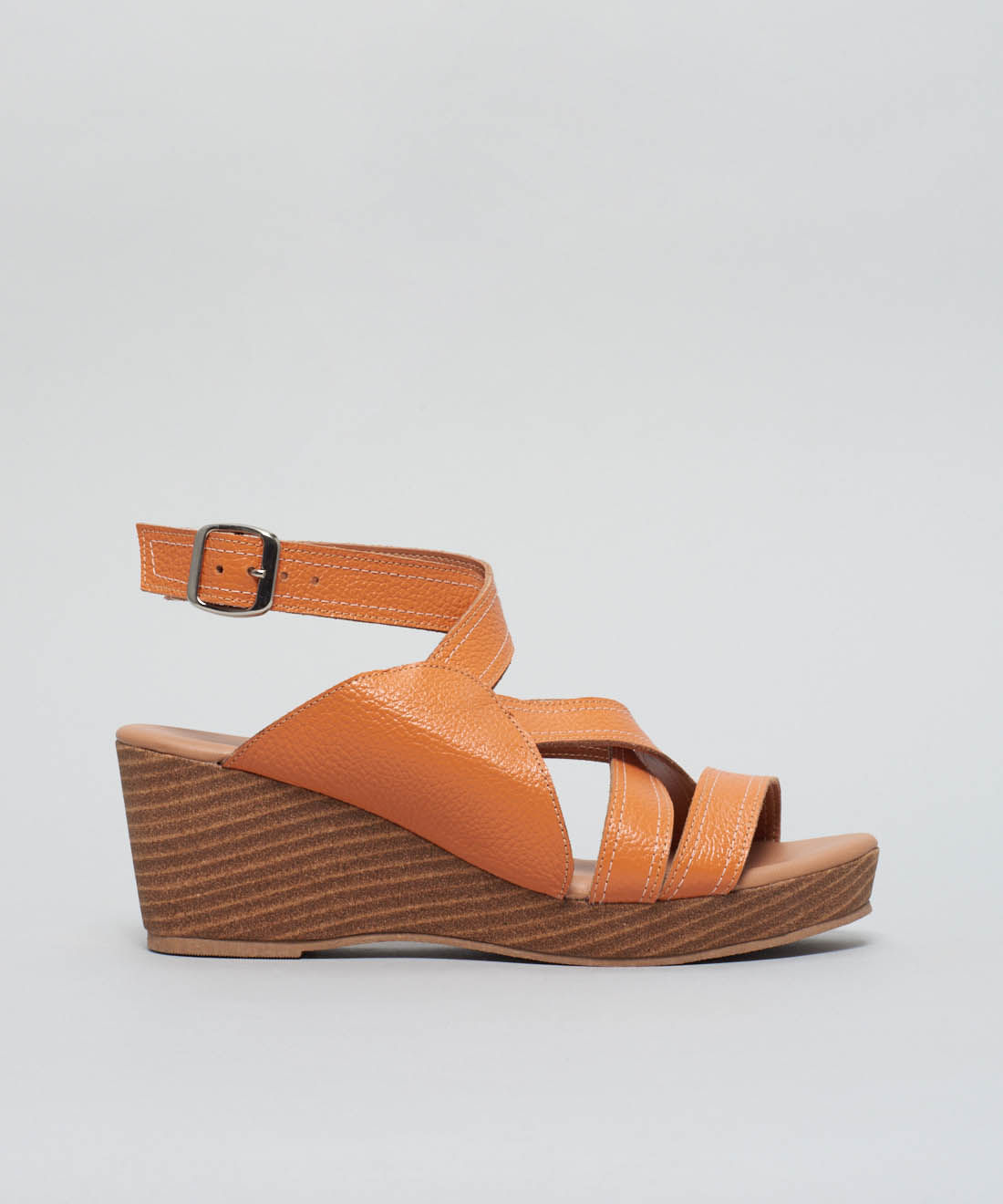 Plataforma Couro Entrelace - Cenoura