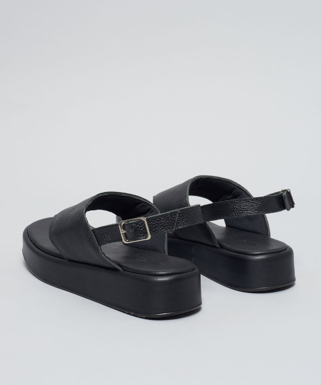 Flat Couro Asa Delta - Preto - Imagem 18