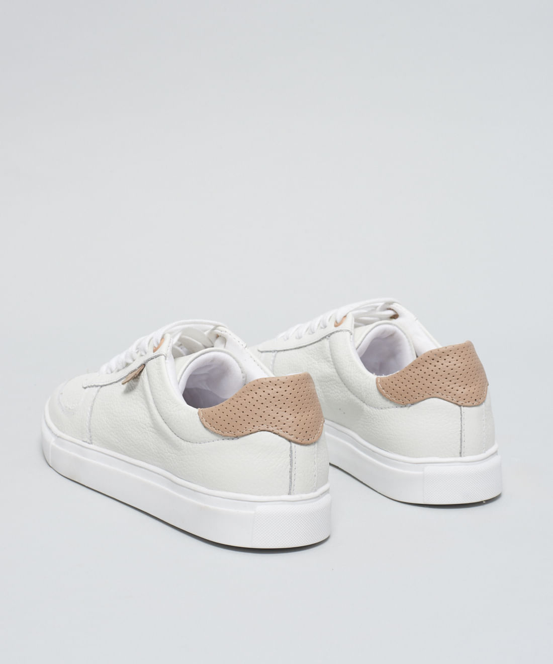 Tenis Couro Detalhe Color - Branco - Imagem 13