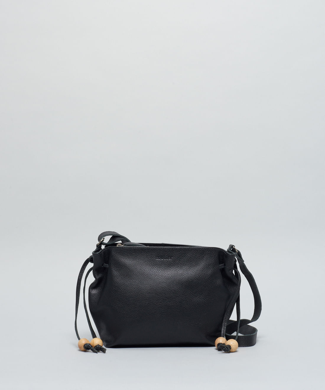 Bolsa m Couro Esferas - Preto