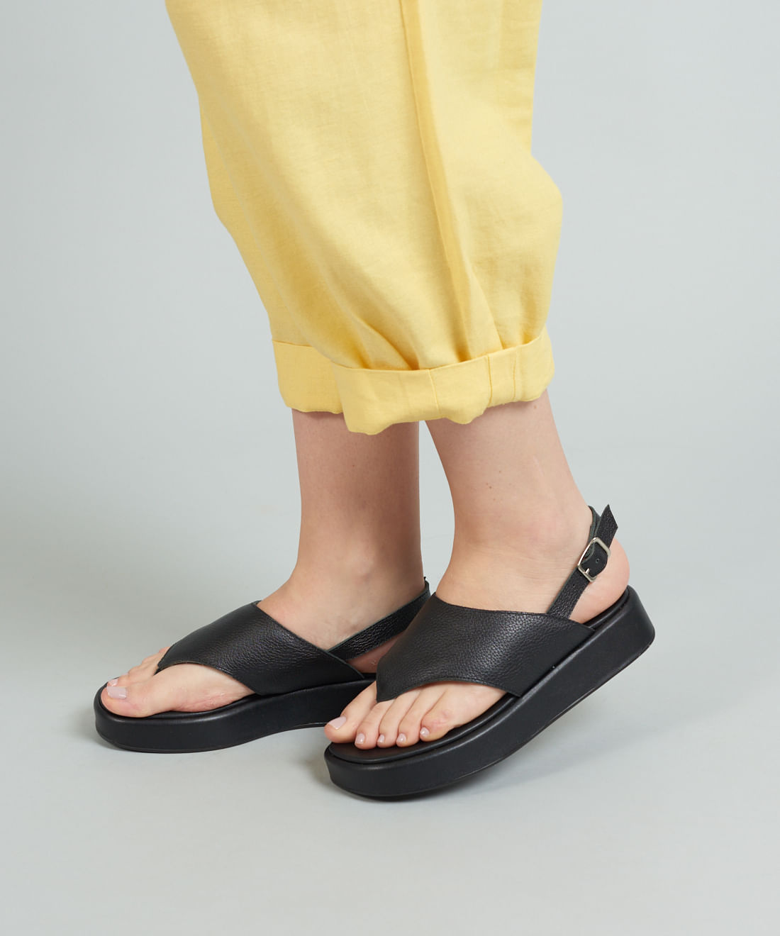 Flat Couro Asa Delta - Preto - Imagem 20