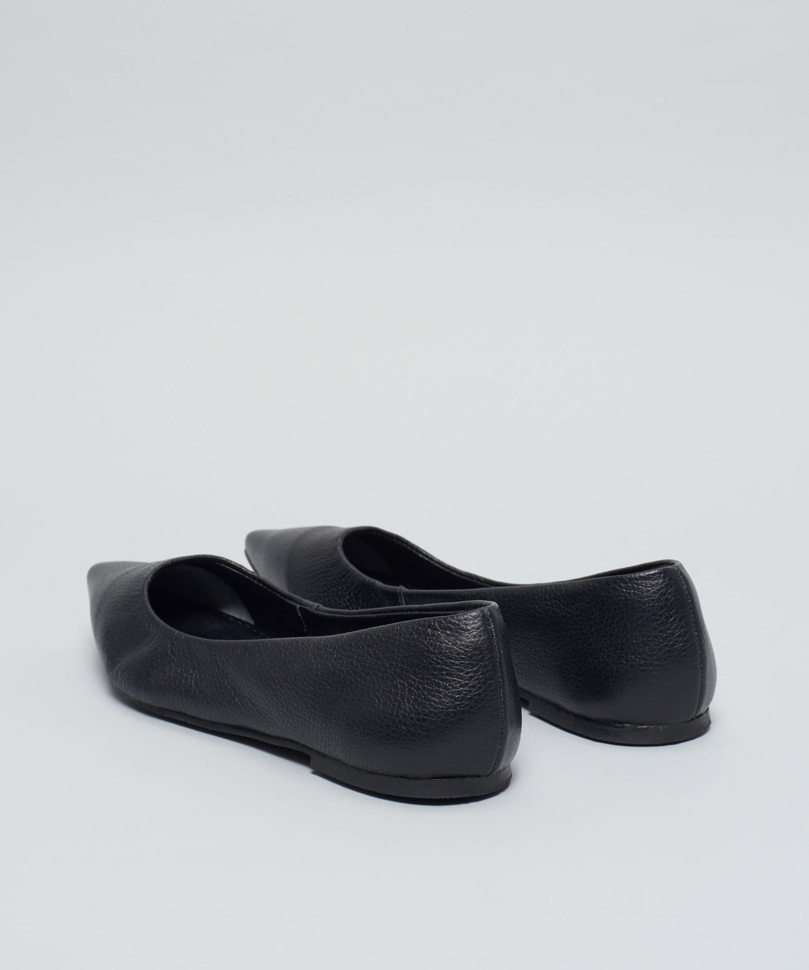Sapatilha Couro Bico Fino - Preto - Imagem 2