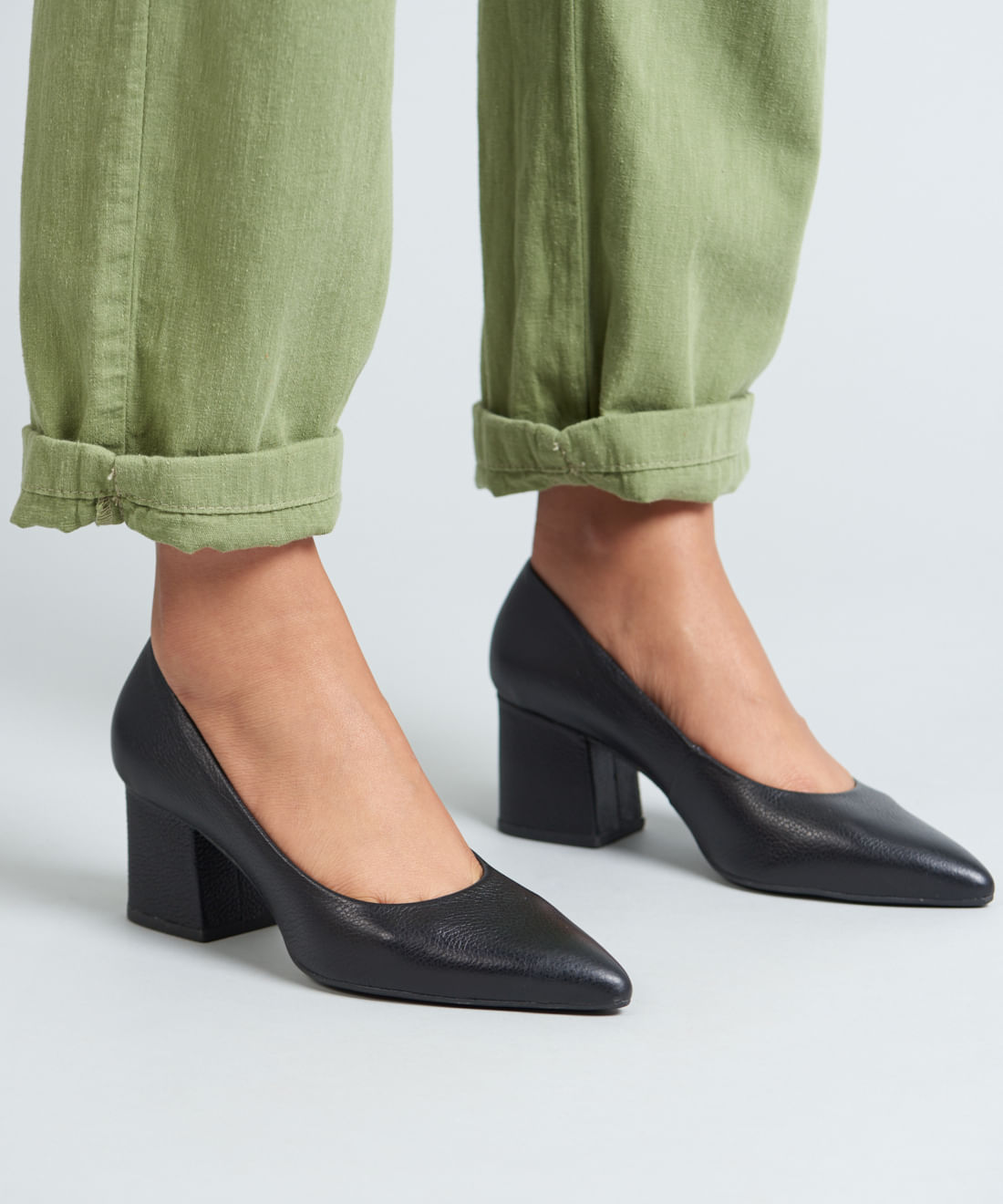 Scarpin Couro Helena - Preto - Imagem 10