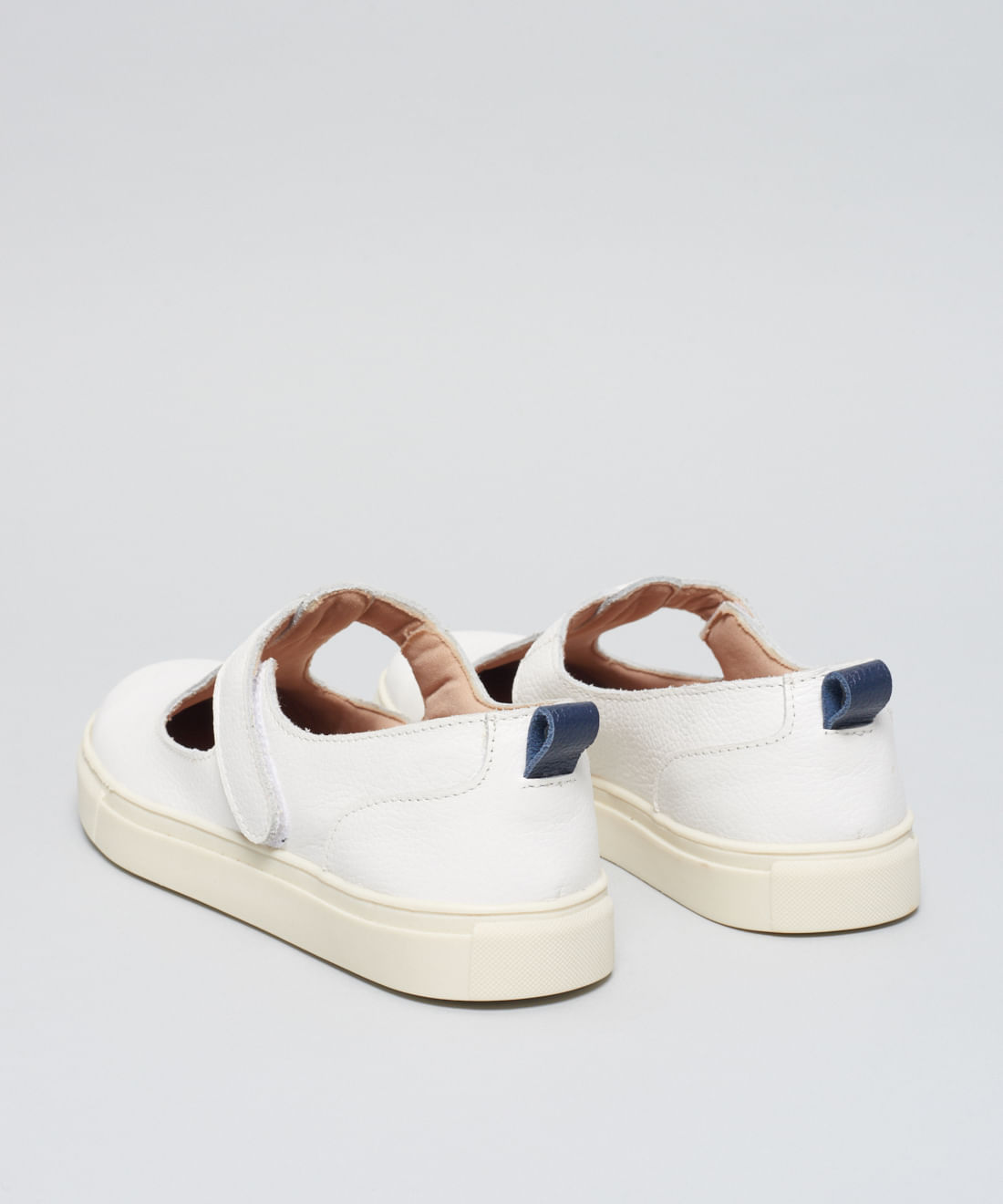 Tenis Couro Vazado Velcro - Branco - Imagem 8