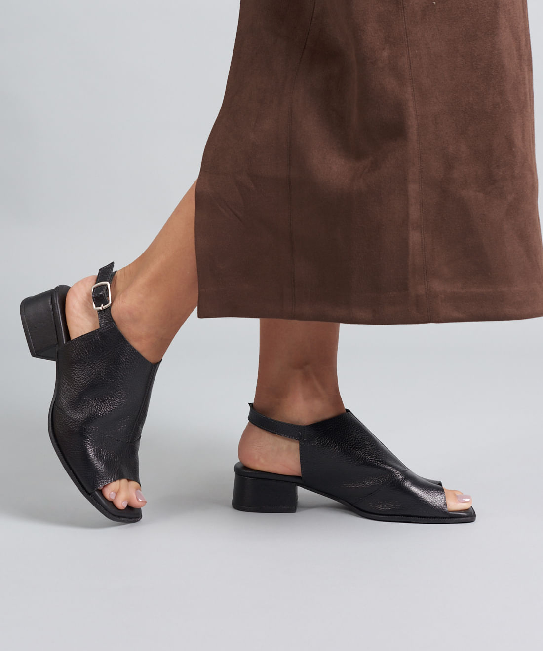 Sandalia Media Fechada Bel - Preto - Imagem 35