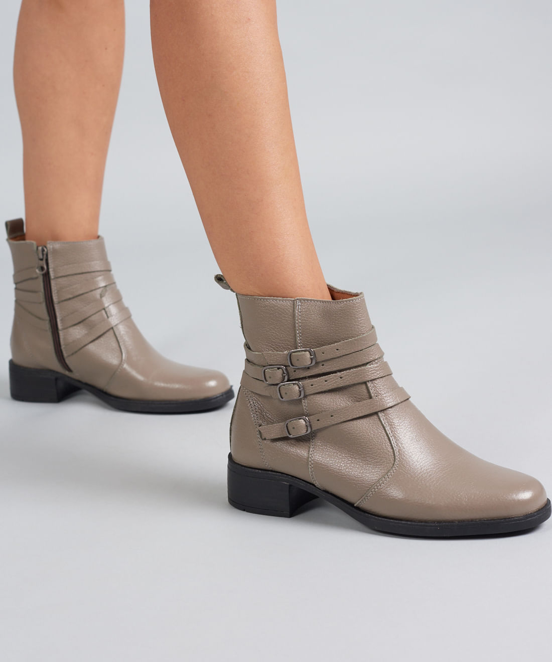 Bota Couro Multi Fivelas - Cinza - Imagem 5