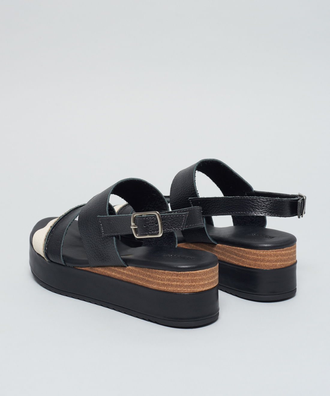 Plataforma Couro Belle - Preto - Imagem 3