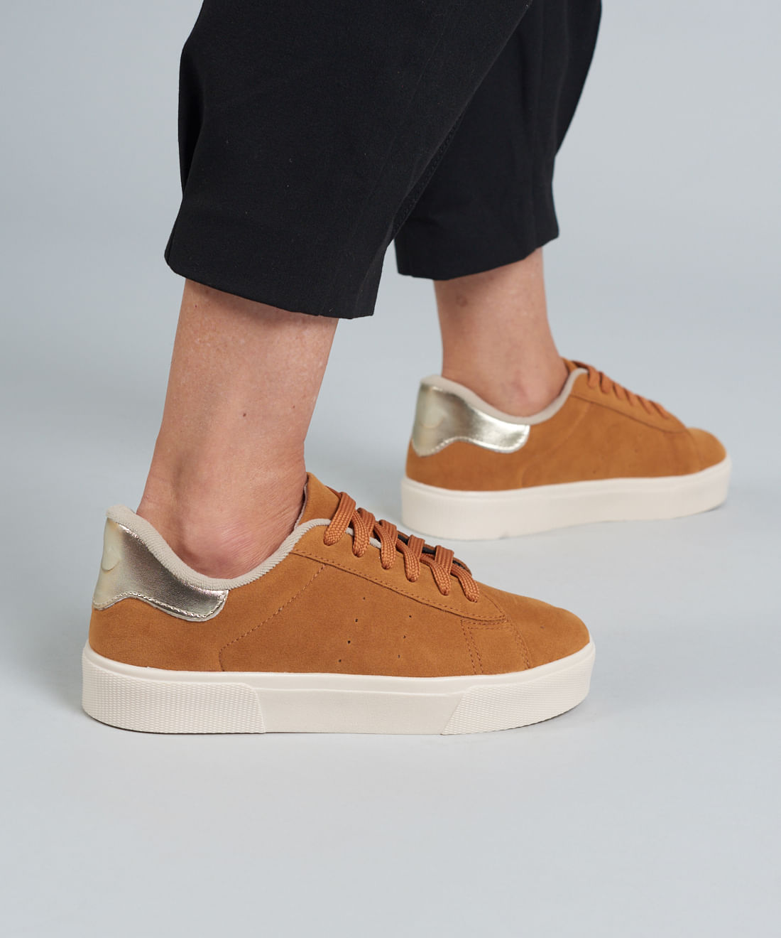 Tenis Camurca Soft Juliana - Caramelo - Imagem 5