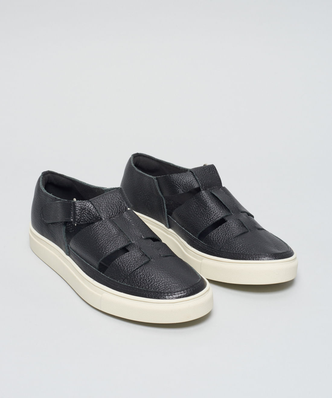 Tenis Couro Vazado Livia - Preto - Imagem 12