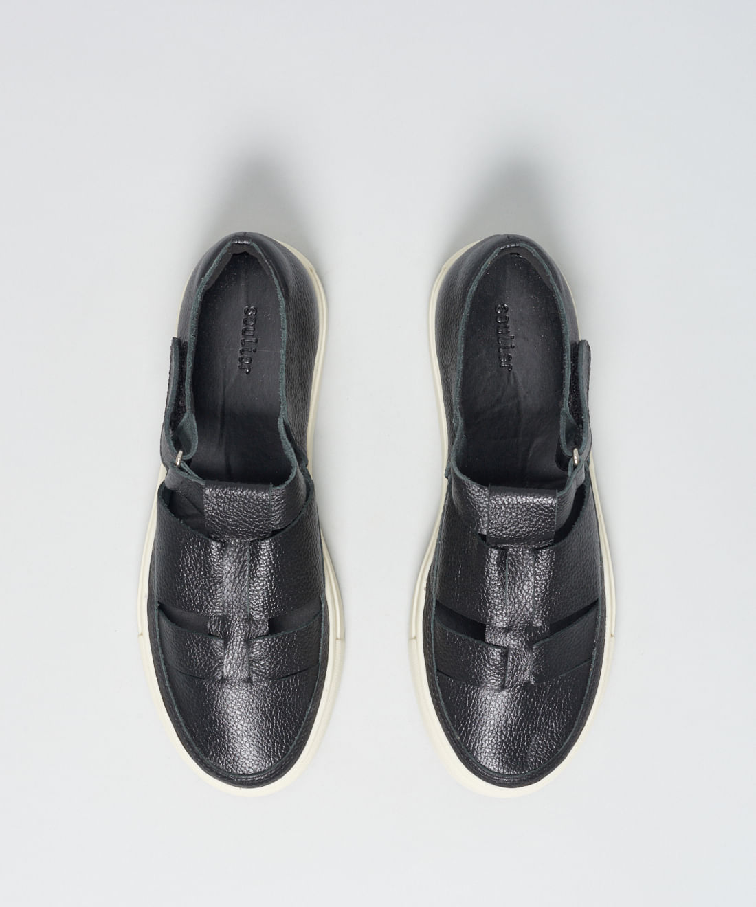 Tenis Couro Vazado Livia - Preto - Imagem 9