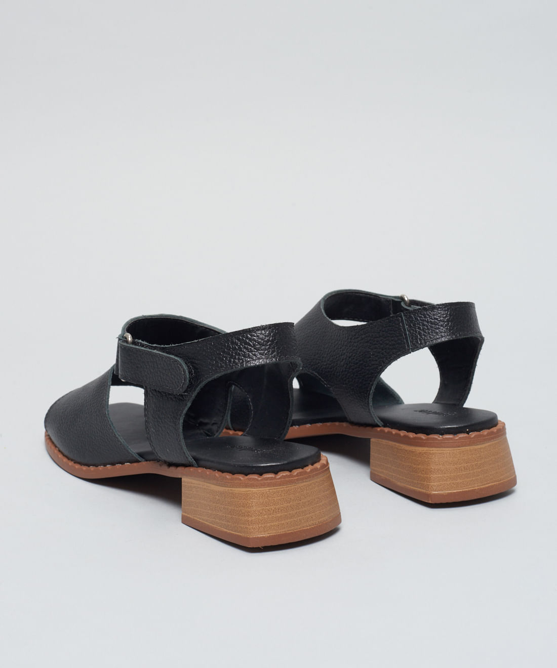 Sandalia Media Couro Lia - Preto - Imagem 23