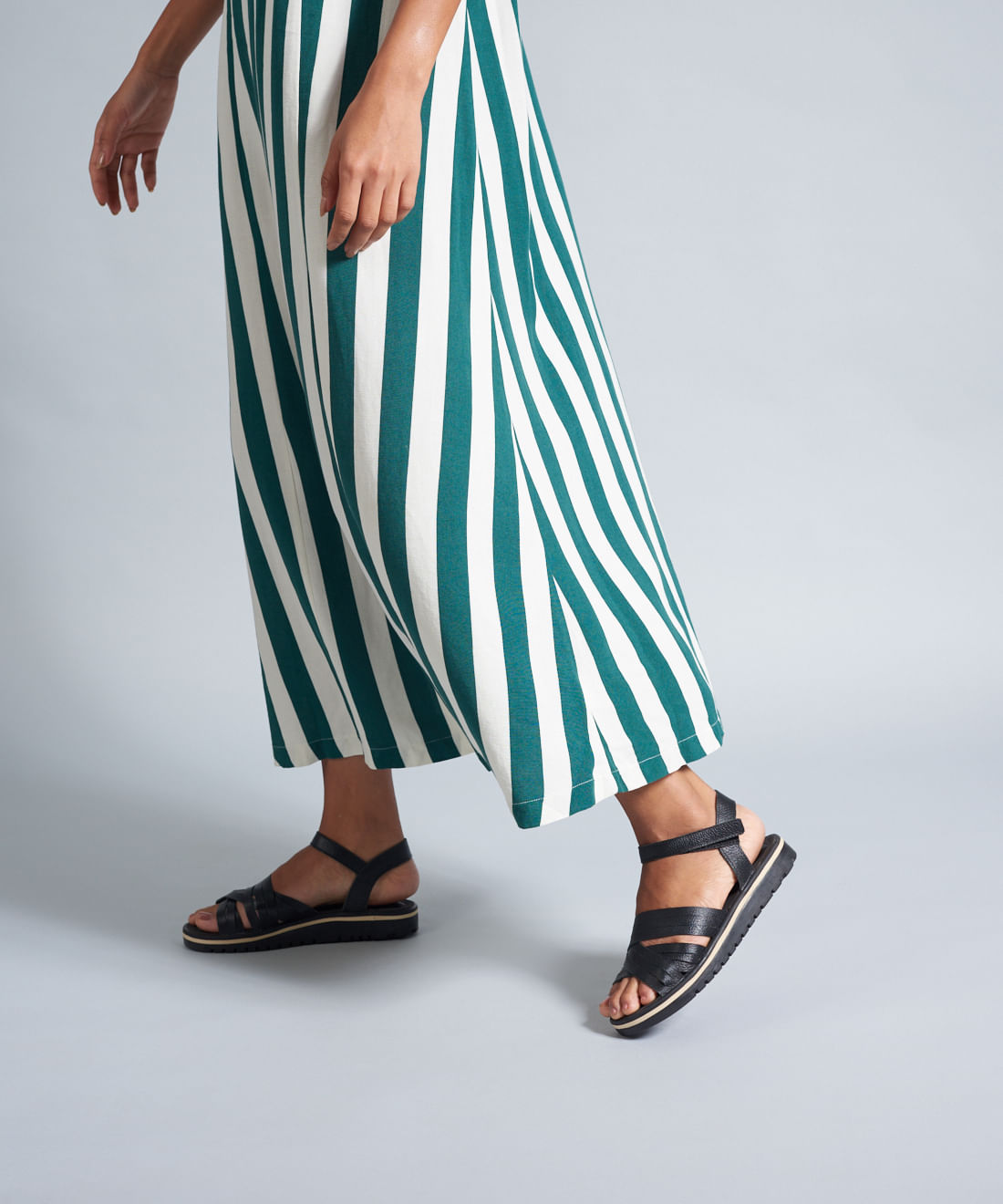 Rasteira Tratorada Thalia - Preto - Imagem 30