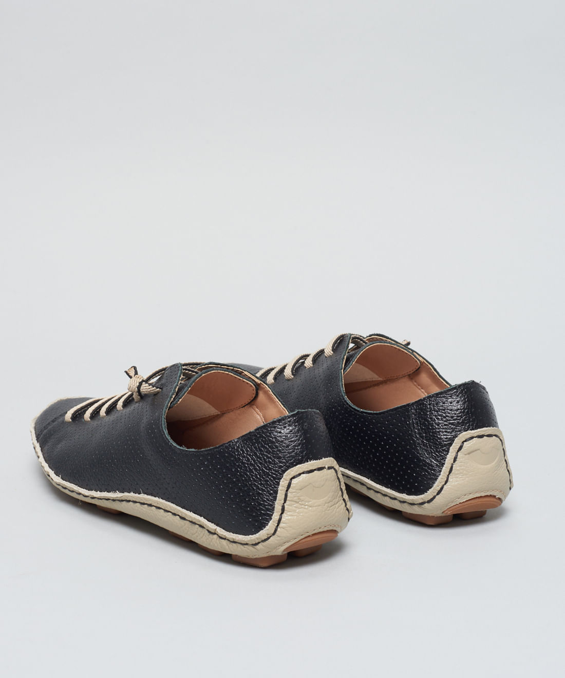 Tenis Perfuros Bicolor - Preto - Imagem 9