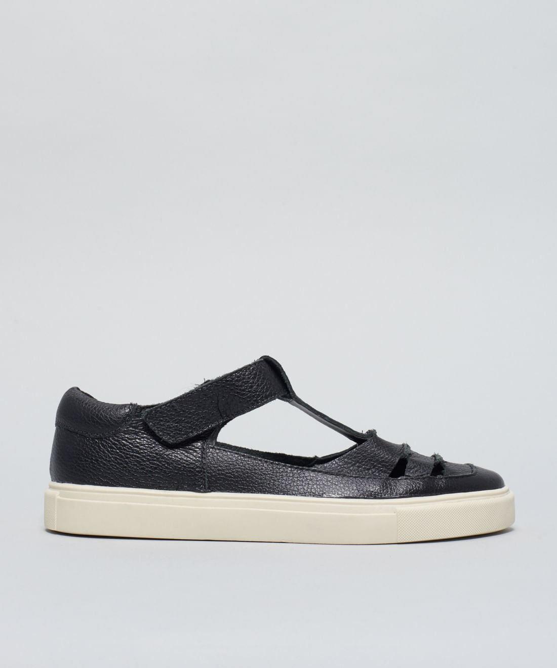 Tenis Aberto Recortes - Preto