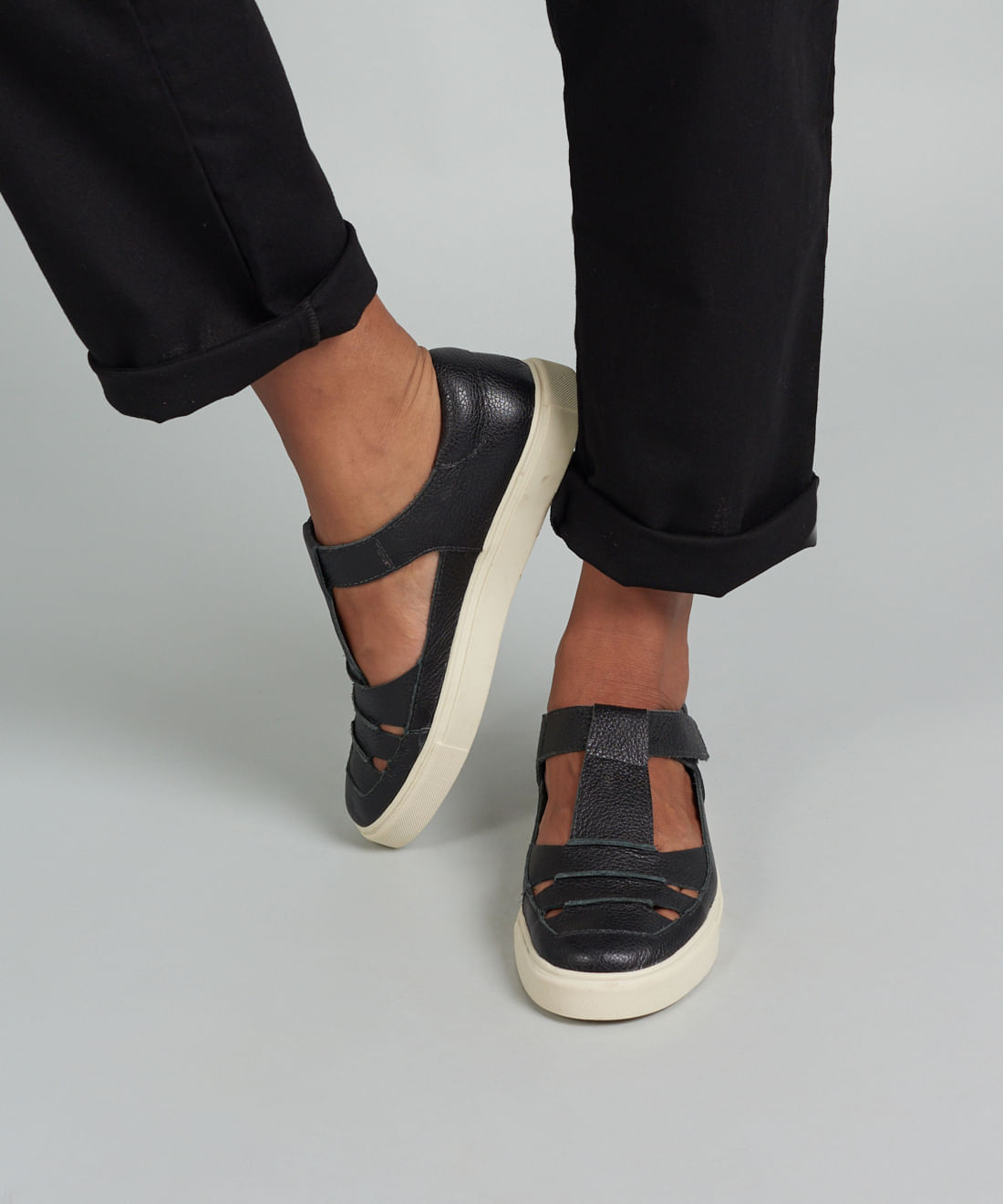 Tenis Aberto Recortes - Preto - Imagem 55