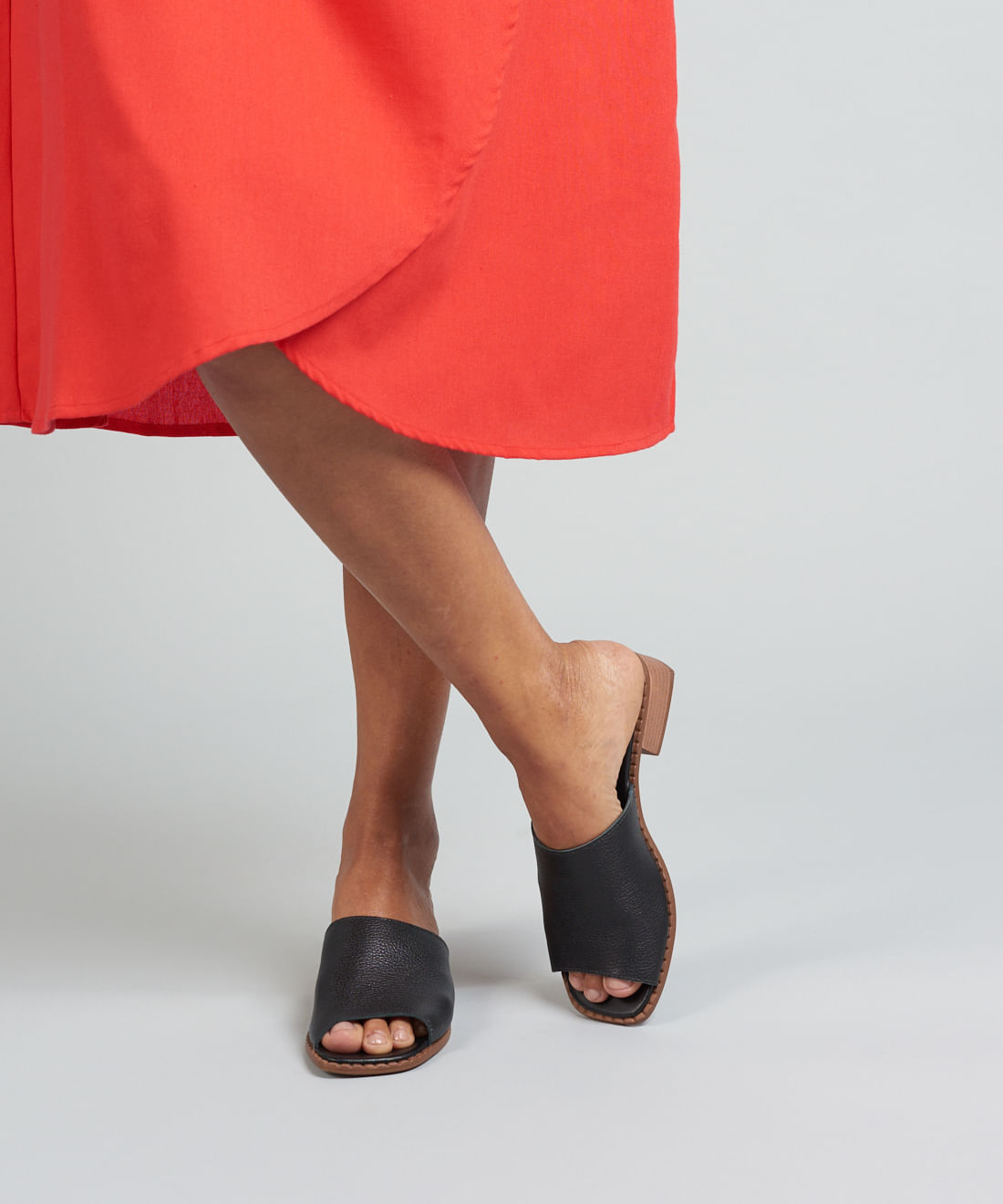 Salto Medio Mule - Preto - Imagem 6