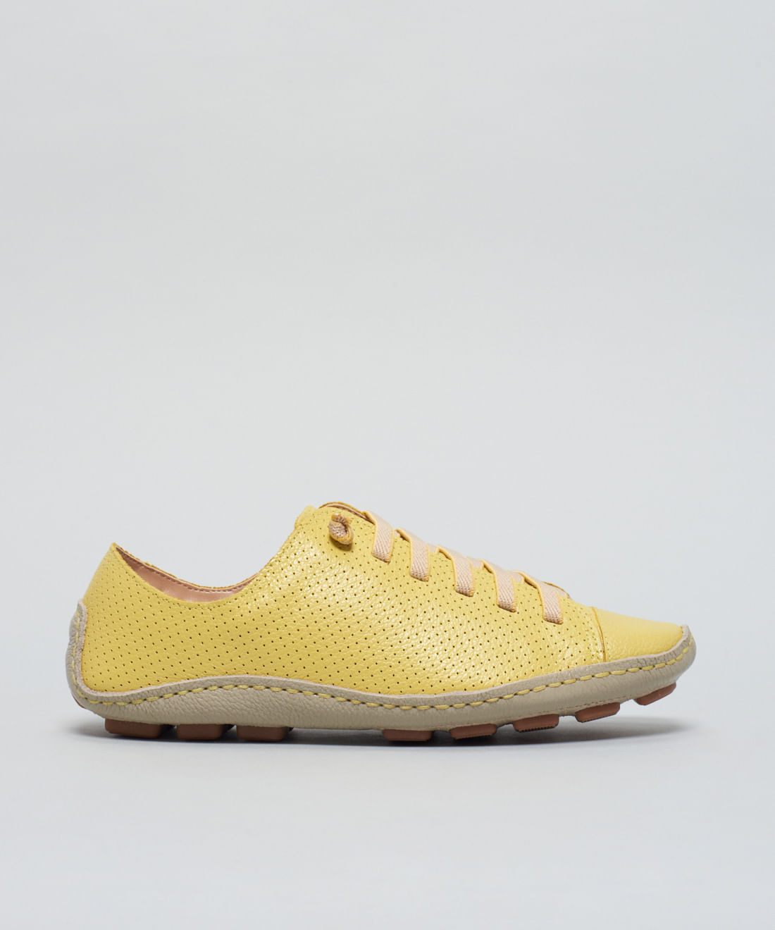 Tenis Perfuros Bicolor - Amarelo Polen - Imagem 43