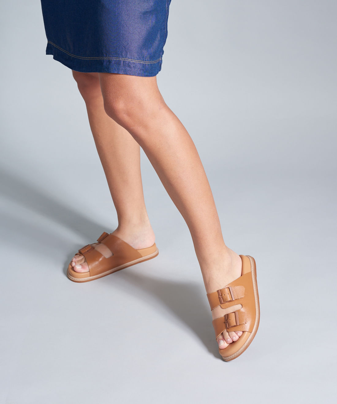 Rasteira Anatomica Vira - Caramelo - Imagem 15