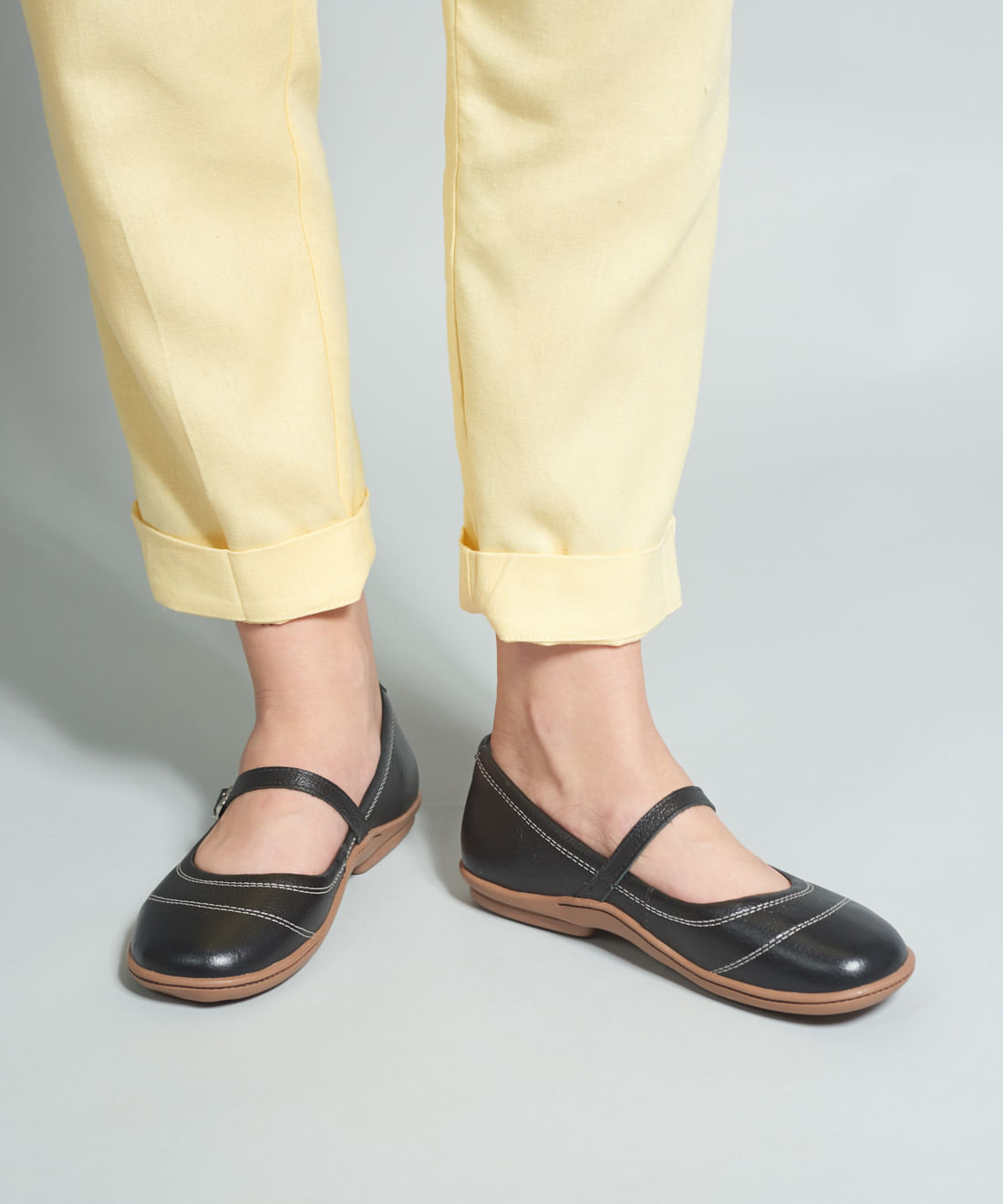 Sapatilha Couro Comfort Pesponto - Preto - Imagem 15