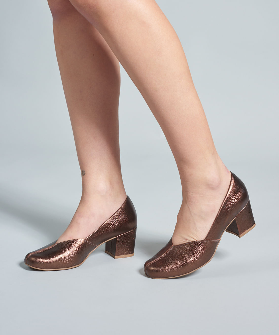 Scarpin Couro Nath - Bronze - Imagem 15