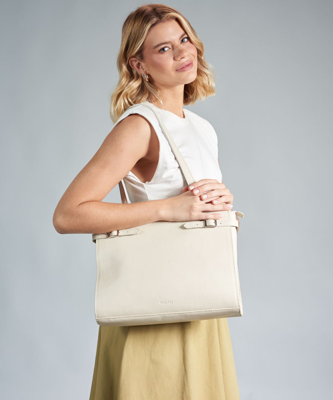 Bolsa g Couro Fivelas - Offwhite - Imagem 4