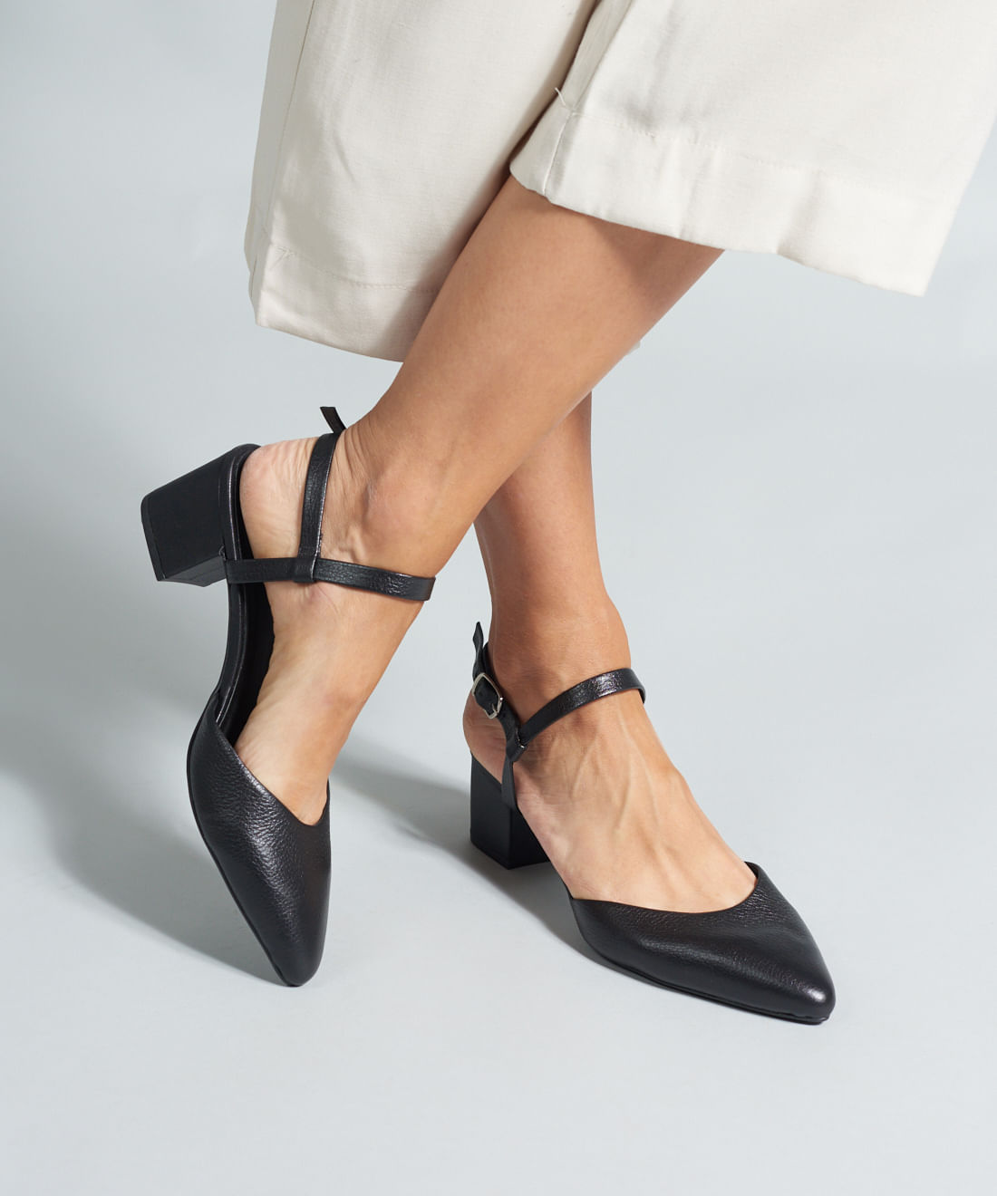 Scarpin Couro Antonela - Preto - Imagem 10