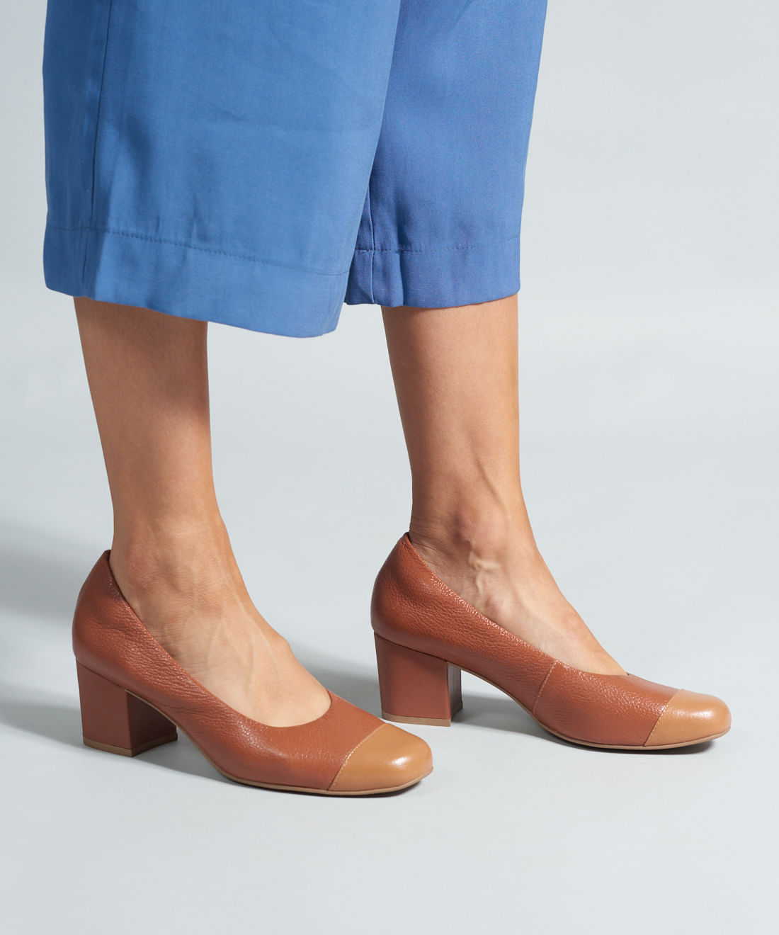 Scarpin Couro Biqueira - Mousse - Imagem 30