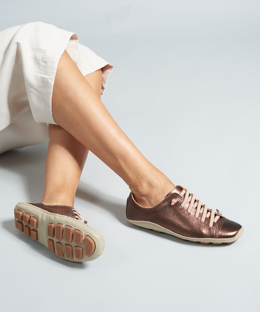 Tenis Perfuros Bicolor - Bronze - Imagem 40