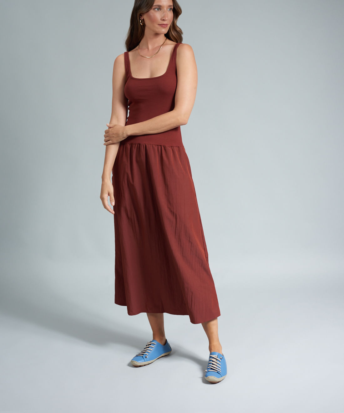 Tenis Perfuros Bicolor - Azul Safira - Imagem 30