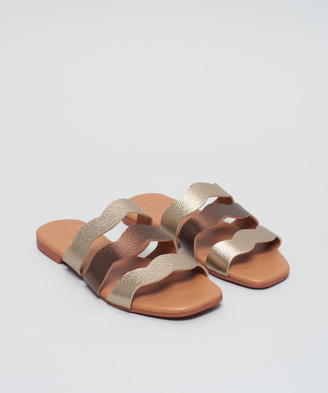 Rasteira Basica Couro Ondas - Prata Velho - Imagem 7