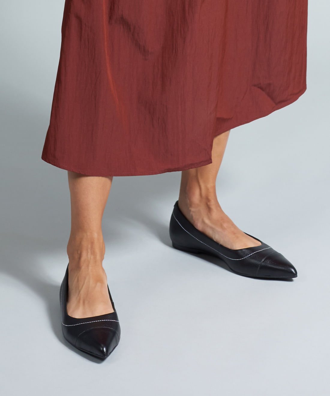 Sapatilha Bico Fino Pesponto - Preto - Imagem 15