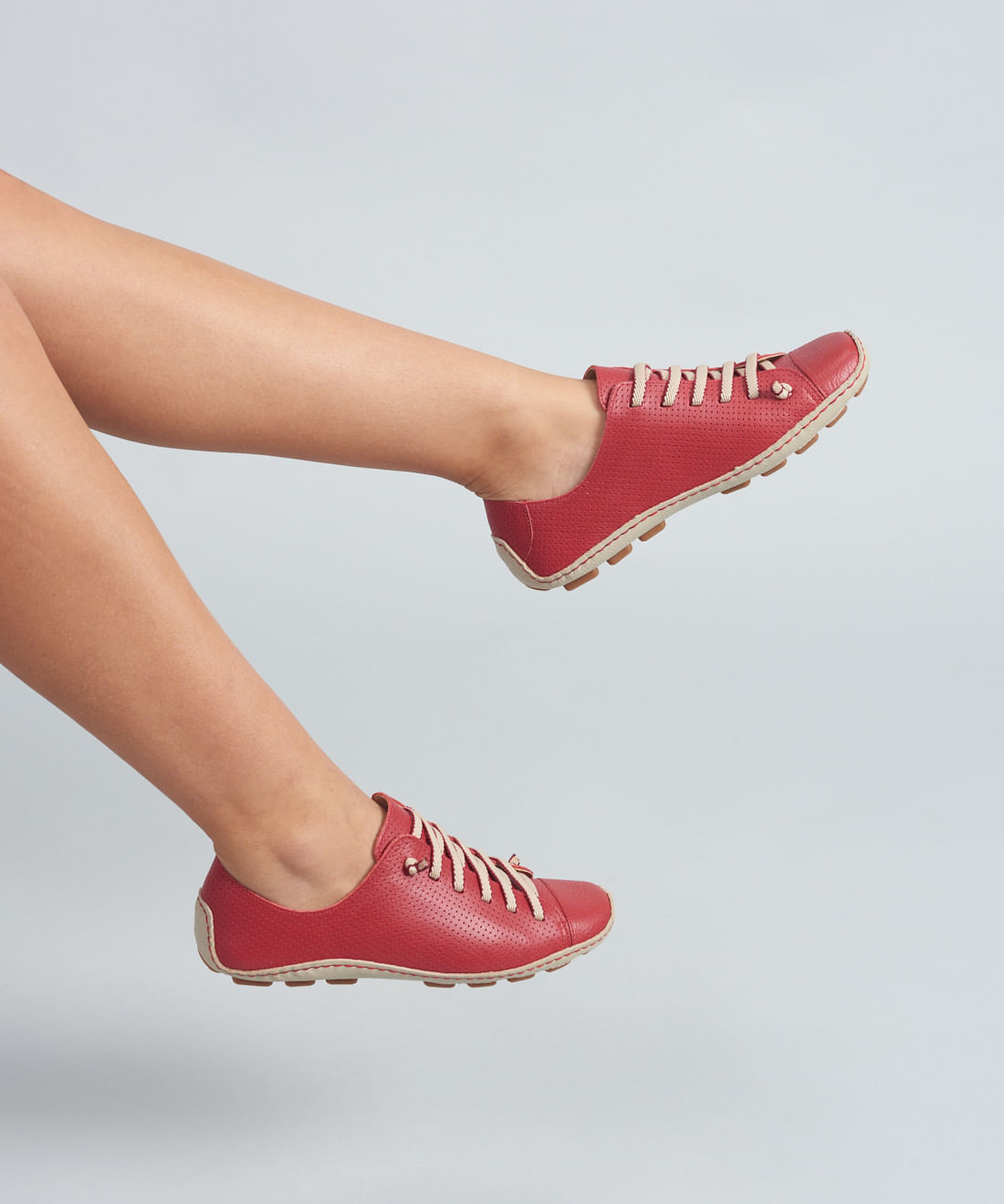 Tenis Perfuros Bicolor - Vermelho - Imagem 11