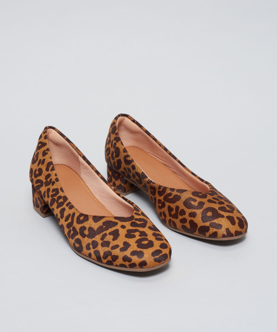 Scarpin Pelo Onca Bico Redondo - Onca - Imagem 27