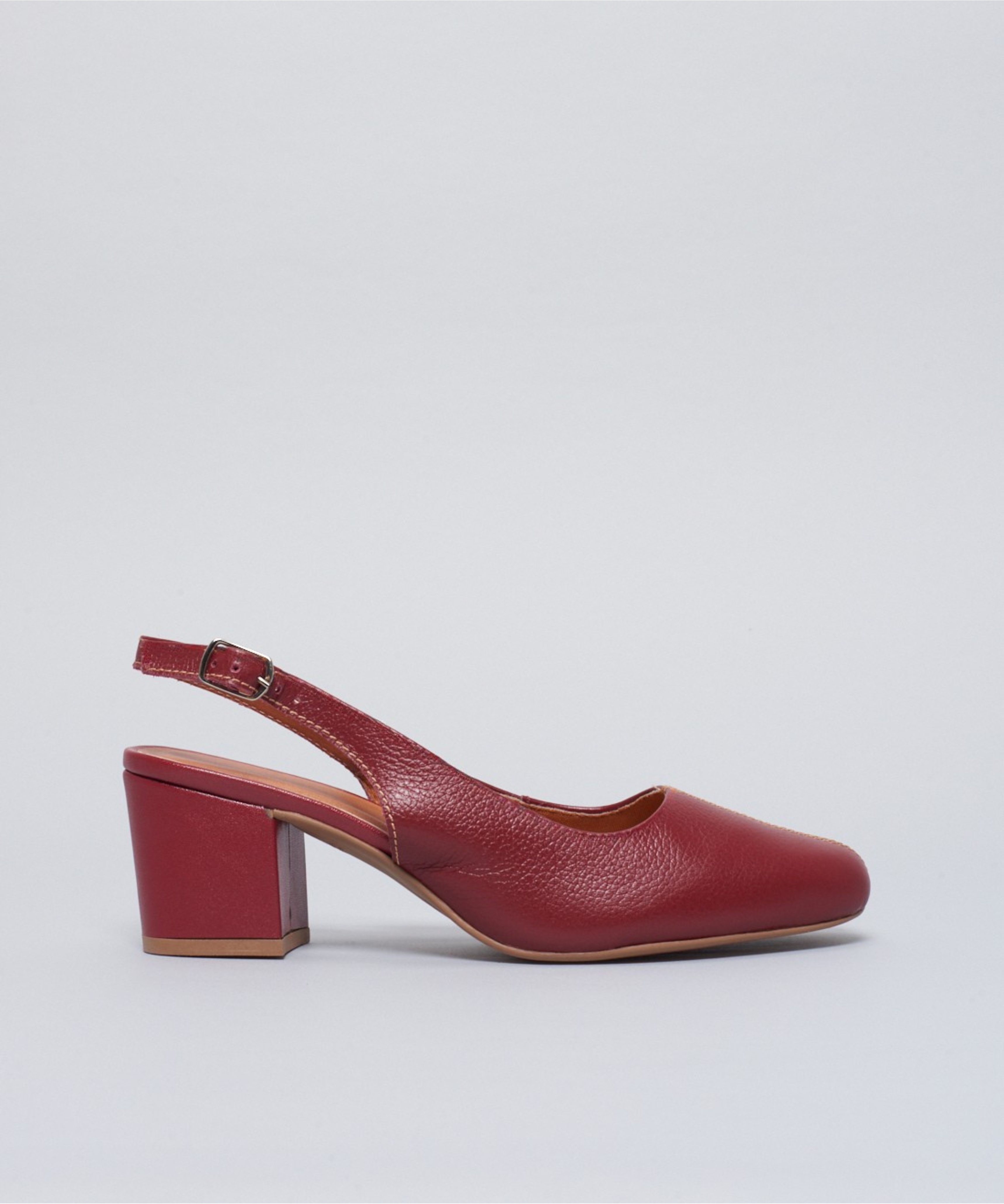 Scarpin Couro Pesponto - Merlot